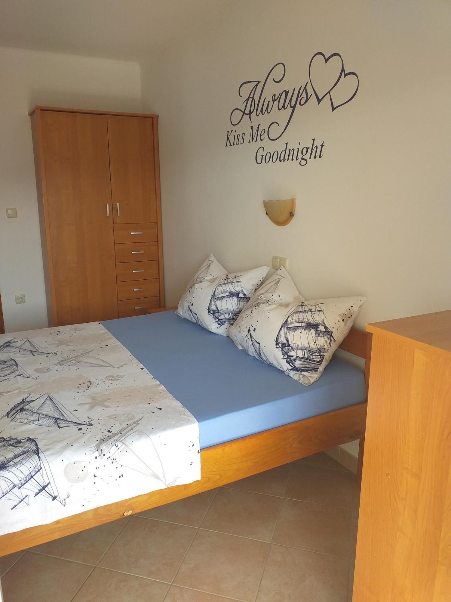 Holiday S&M Lopar Ngoại thất bức ảnh