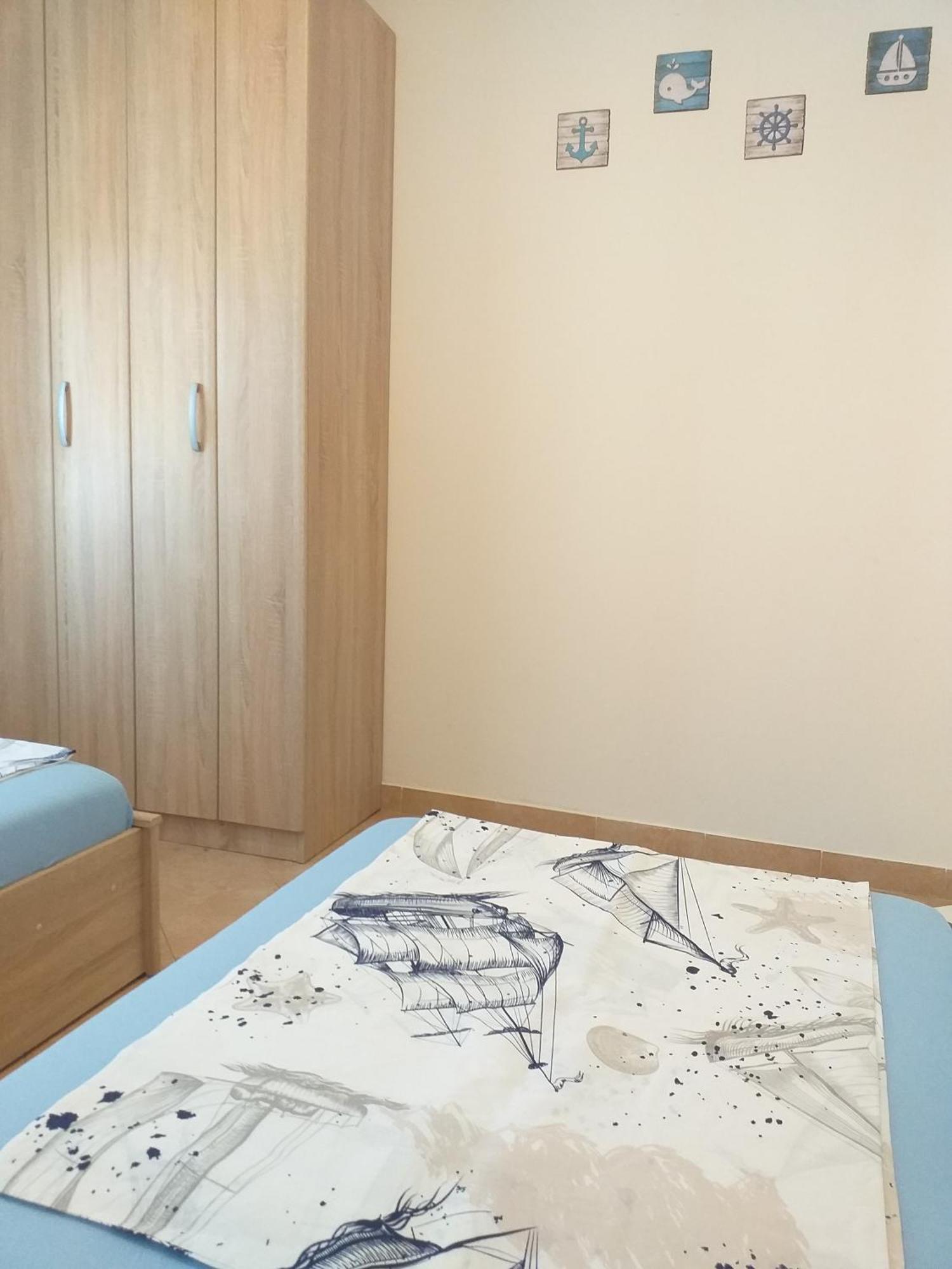 Holiday S&M Lopar Ngoại thất bức ảnh