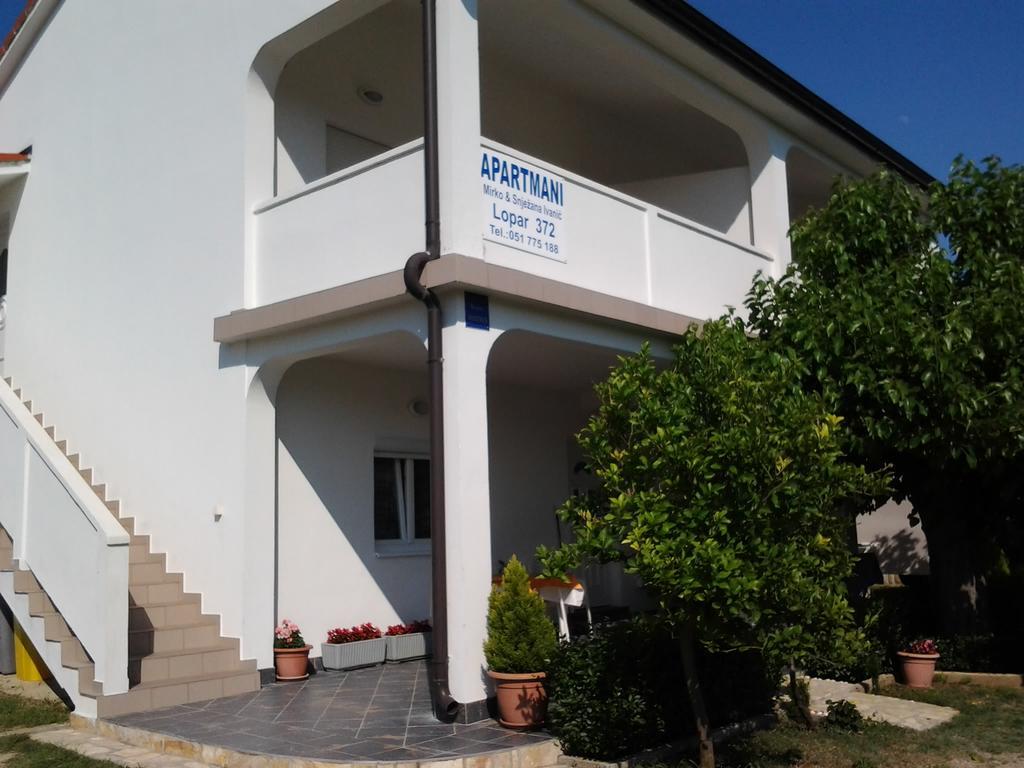 Holiday S&M Lopar Ngoại thất bức ảnh