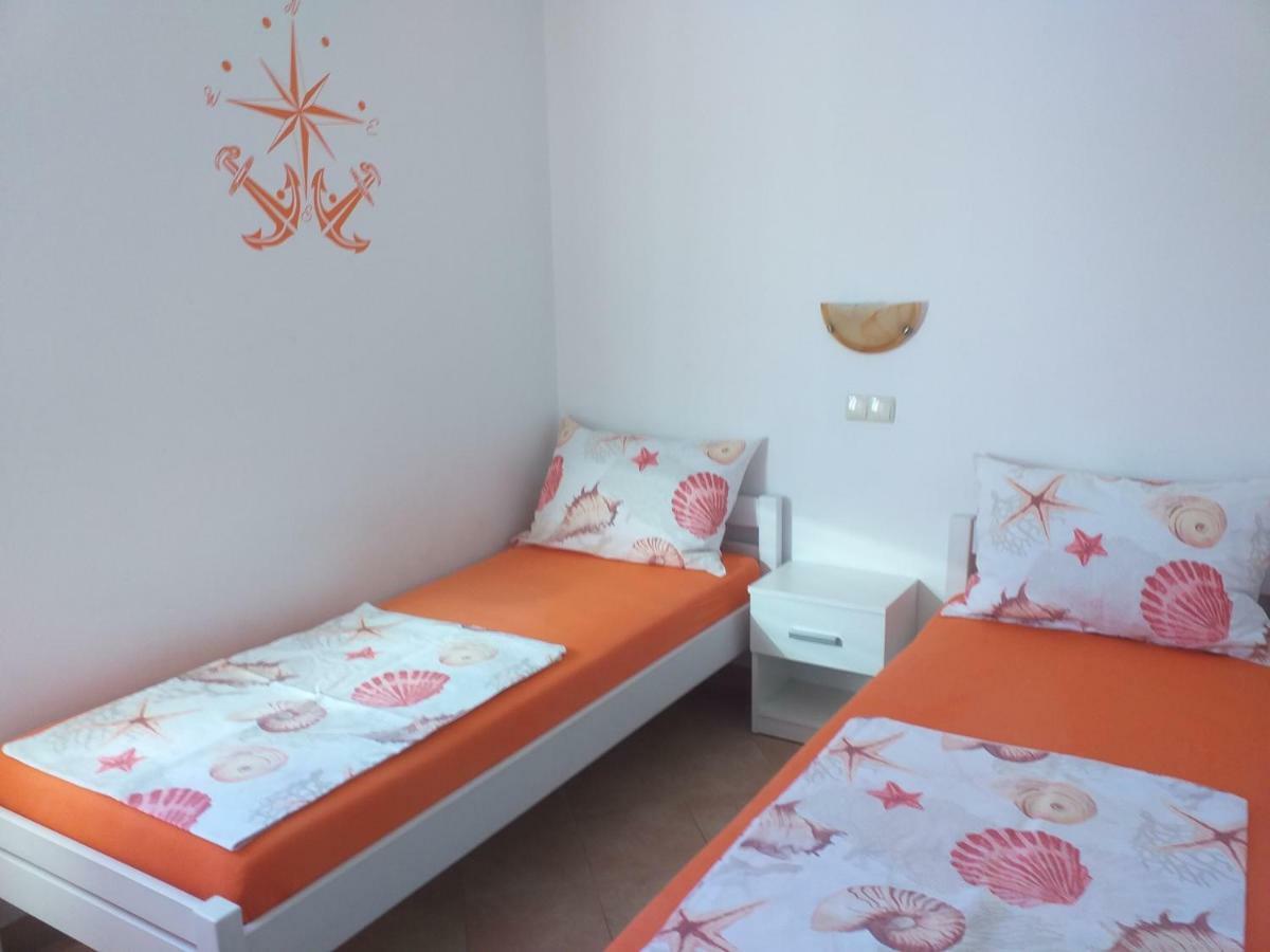 Holiday S&M Lopar Ngoại thất bức ảnh